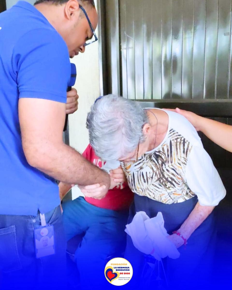 FUNDACIÓN PÁGINA WEB - 22